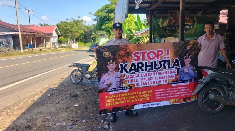 Personel Polsek Panga Intensifkan Patroli dan Sosialisasi Pencegahan Karhutla, Pastikan Wilayah Bebas Hotspot
