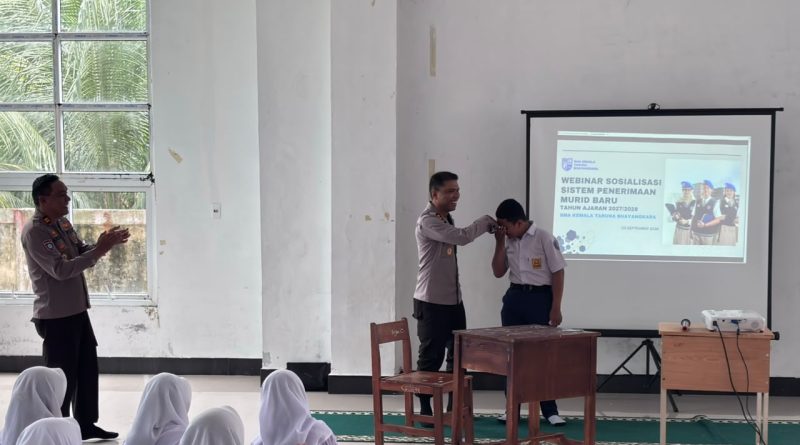 Kapolres Aceh Jaya Buka Sosialisasi SPMB SMA Kemala Taruna Bhayangkara di SMP Unggul Calang